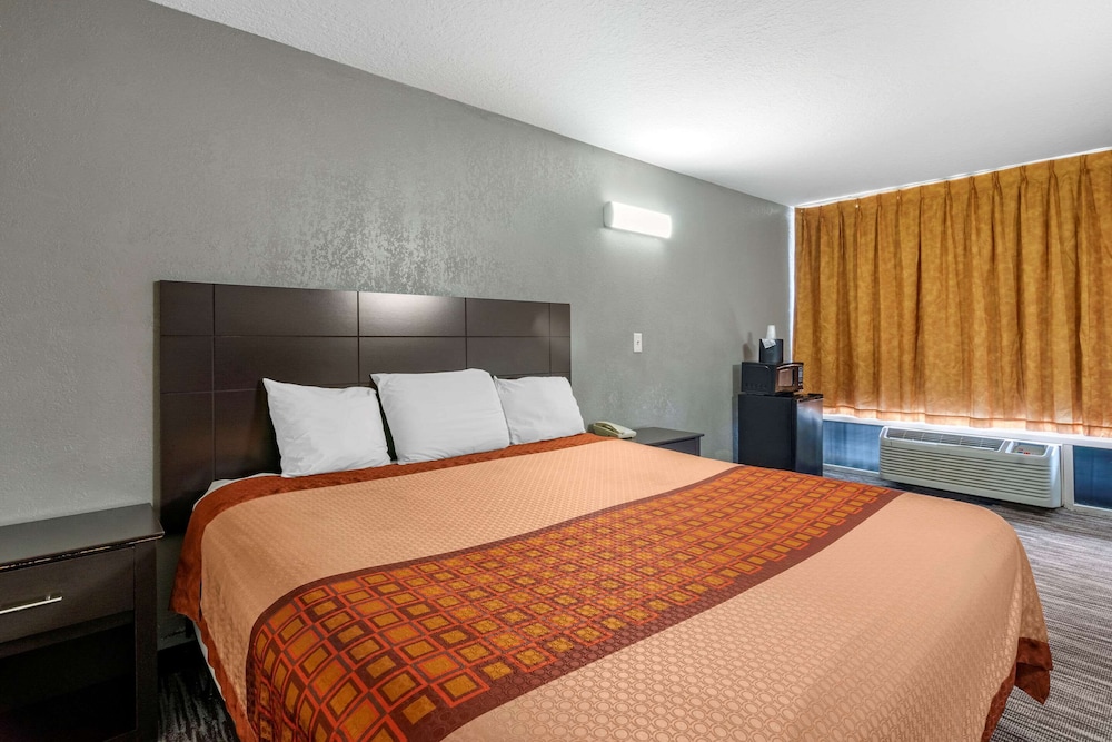 Rodeway Inn Clearwater-Largo 15/31