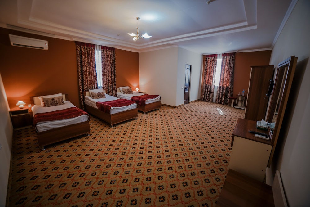 Arkanchi Hotel 10/48
