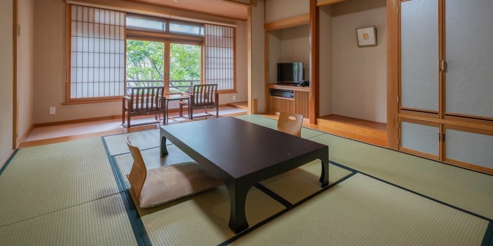 Kusatsu Hotel 46/61