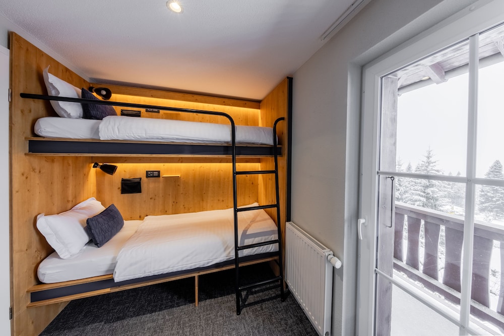 Villars Lodge 13/50