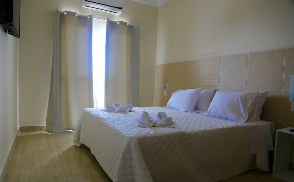 Room, Quadruple