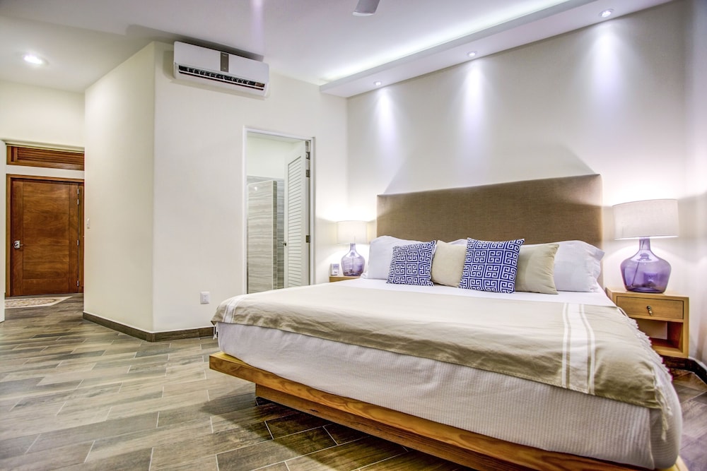 Vivo Resorts 9/50