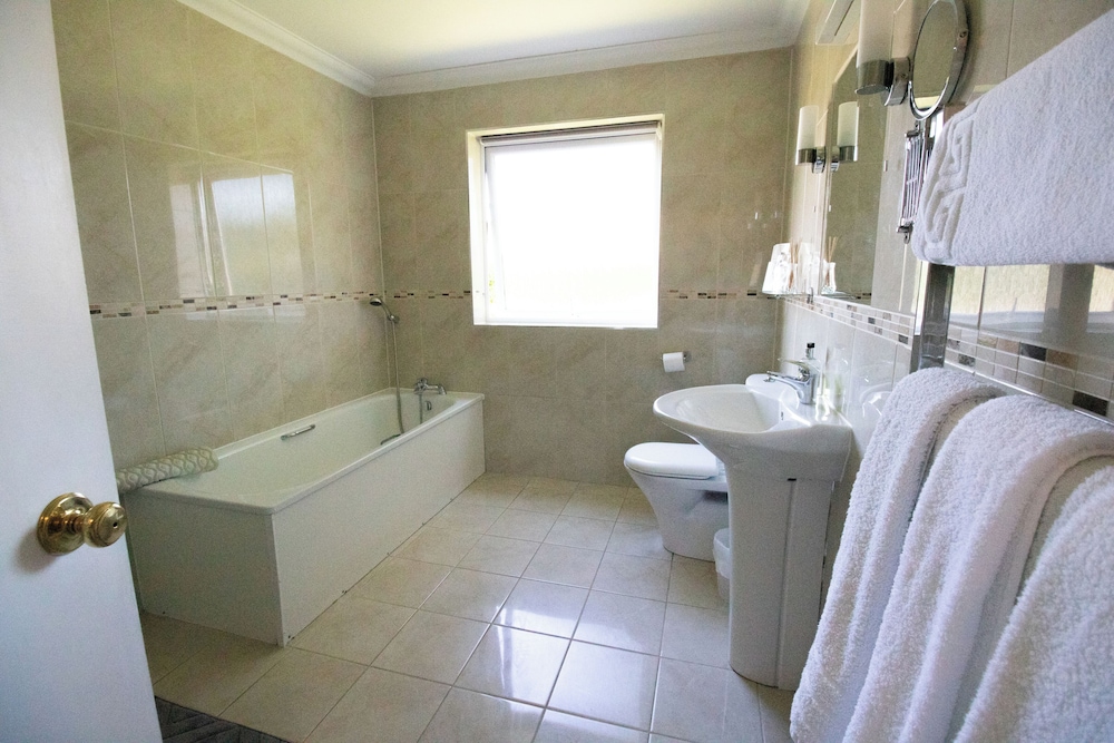 Lovesgrove Country Guest House 49/50