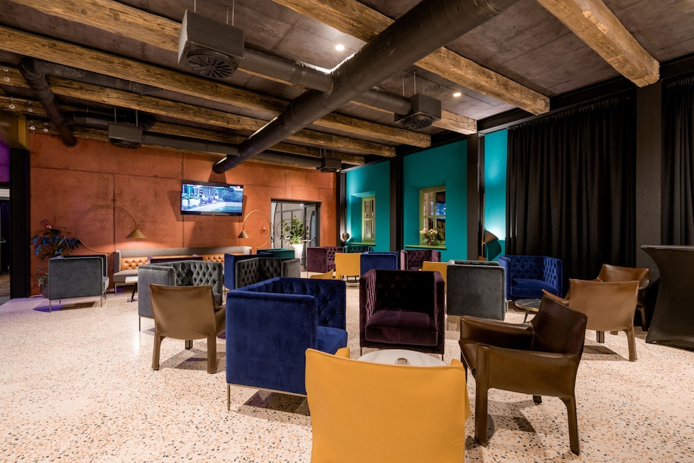 Wine Heritage Hotel Roxanich 73/81
