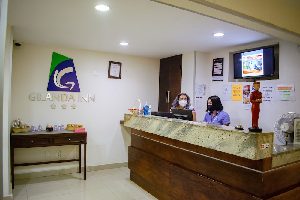 Granda Inn 2/48