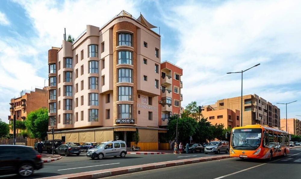 Fashion Hotel 39/47