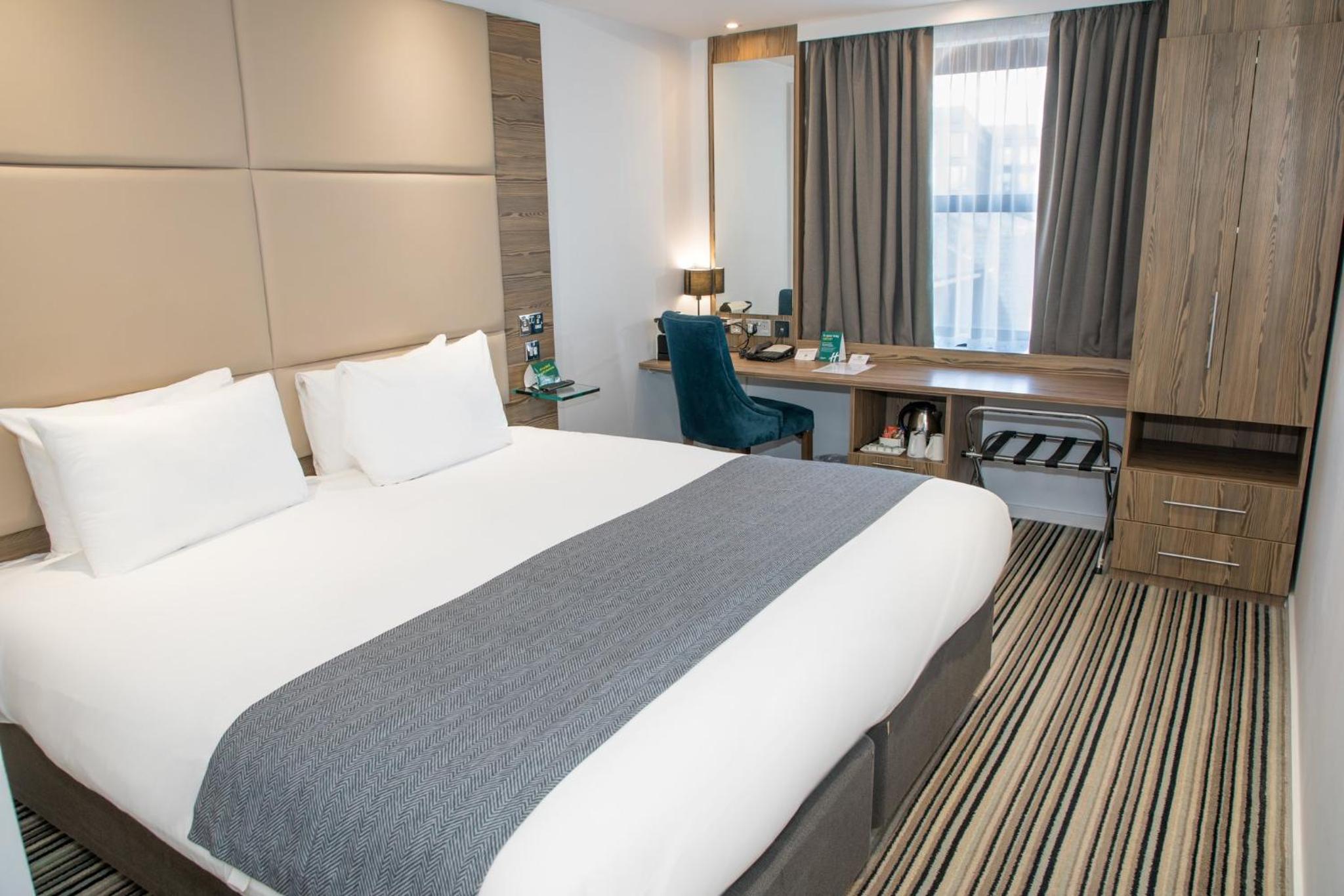 Standard, King Bed