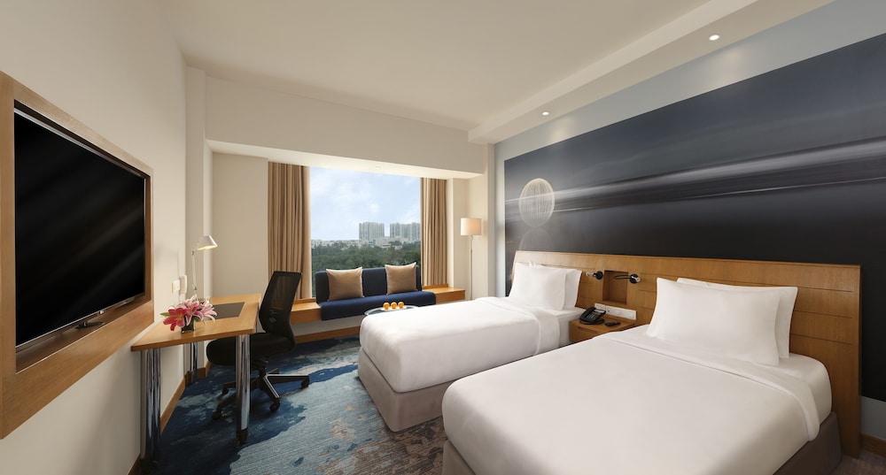 NOVOTEL HYDERABAD CONVENTION CENTRE 18/73