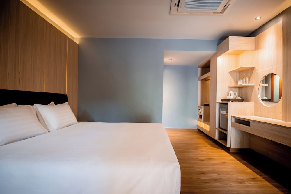 Thanthip Beach Resort 15/50