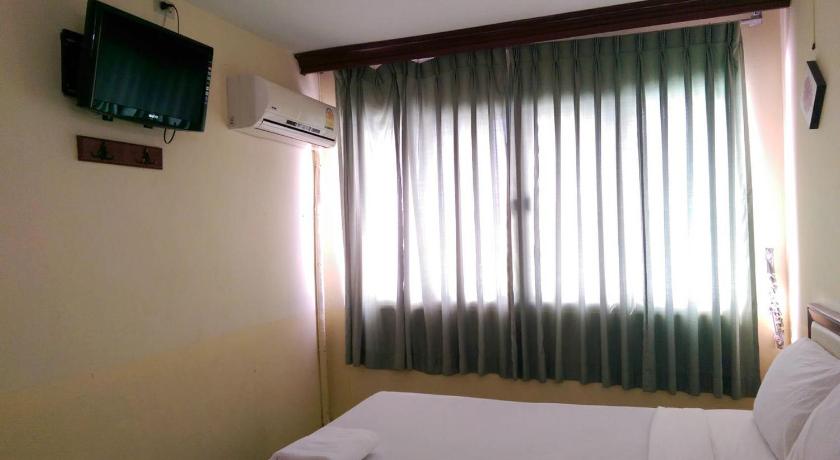 Wattana Trang Hotel 12/16