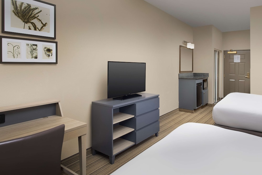 Country Inn & Suites By Radisson Gainesville FL 13/41