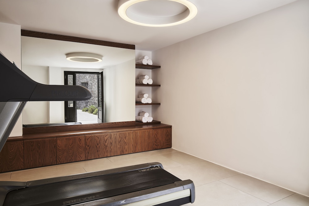 Orama Hotel and Spa 7/60