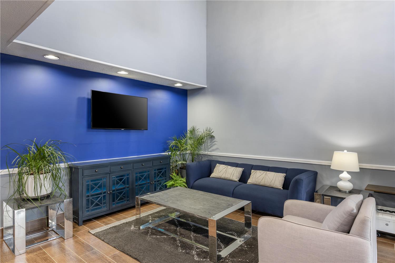 Surestay Plus Hotel By Best Western Asheboro 7/12