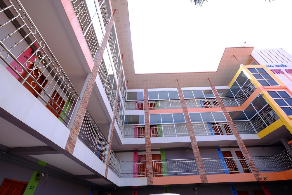 Livable Hotel 1/23