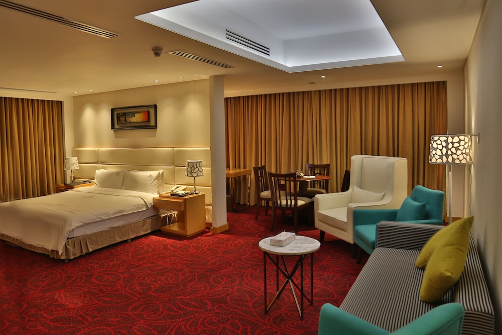 Dhaka Regency Hotel and Resort 29/64