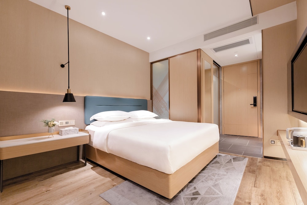 CHAOMAN HOTELS SHENZHEN CITIZEN CENTER 8/26
