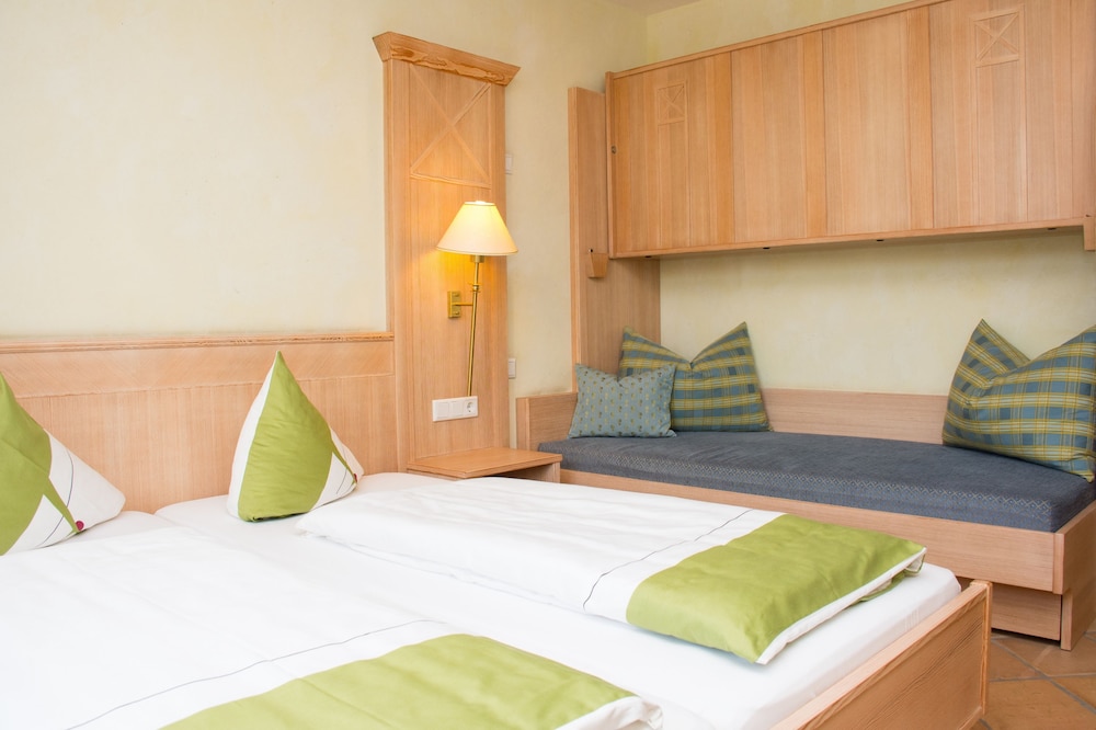 Hotel Casa Rustica 6/50