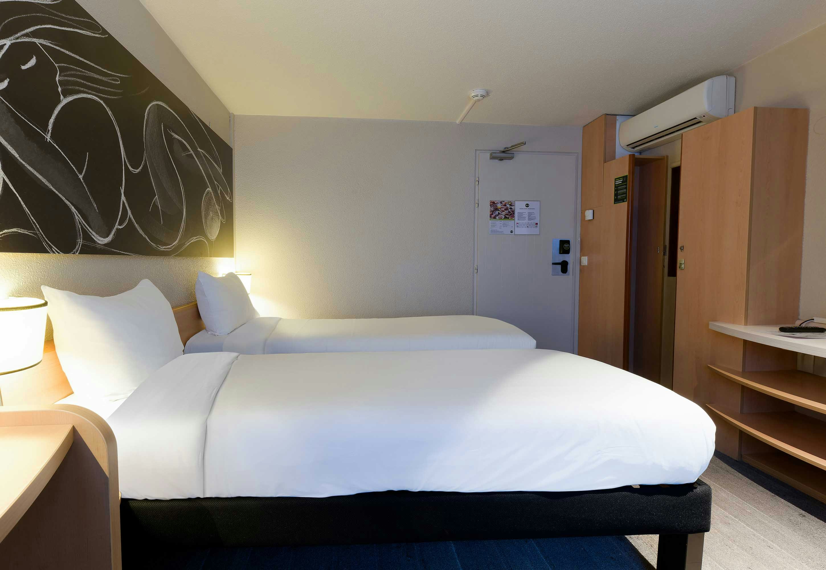 B&B Hotel Reims Centre Erlon 7/24