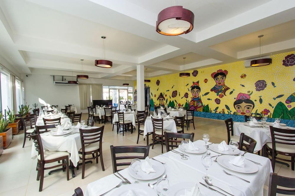 Santa Cruz Huatulco Hotel 30/50