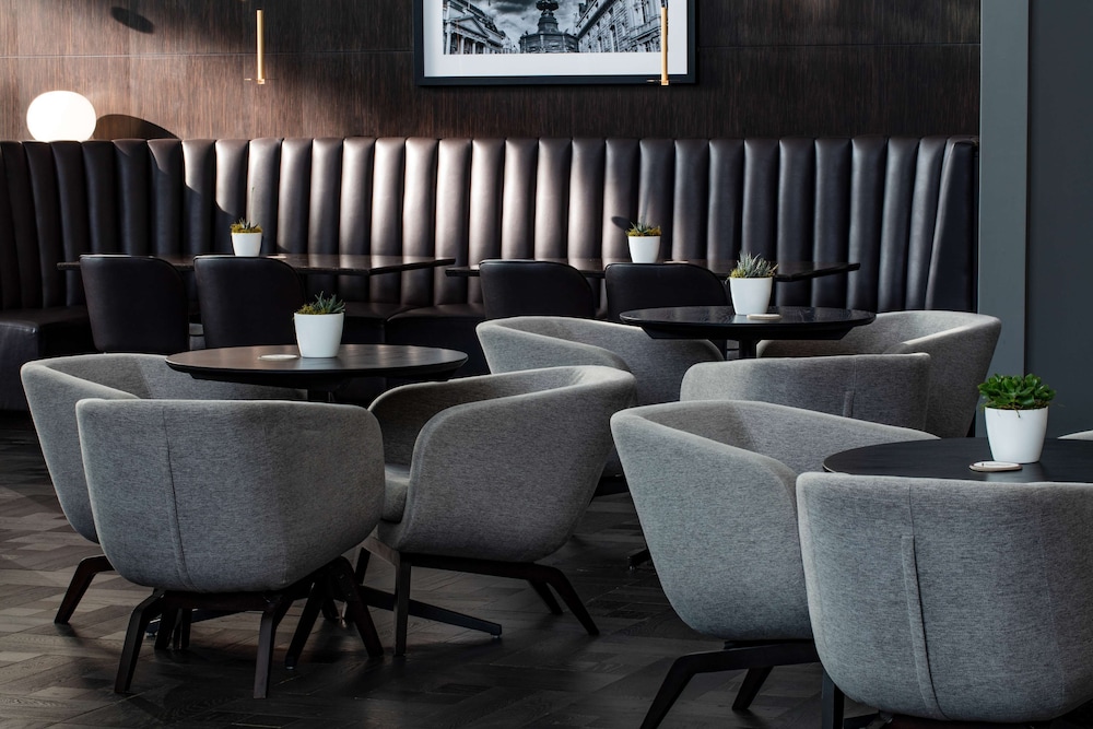 Radisson Blu Hotel London Stansted Airport 60/68