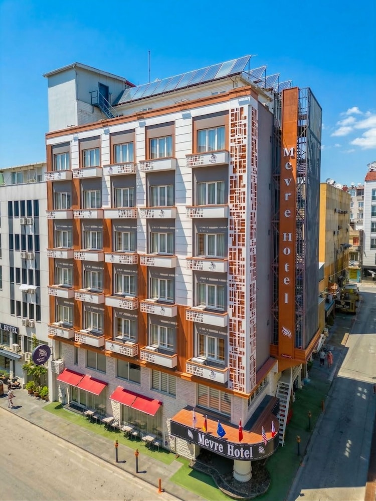 Hotel Mevre 3/50