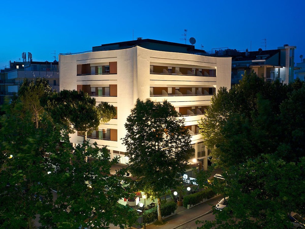 Hotel Caravelle 2/46