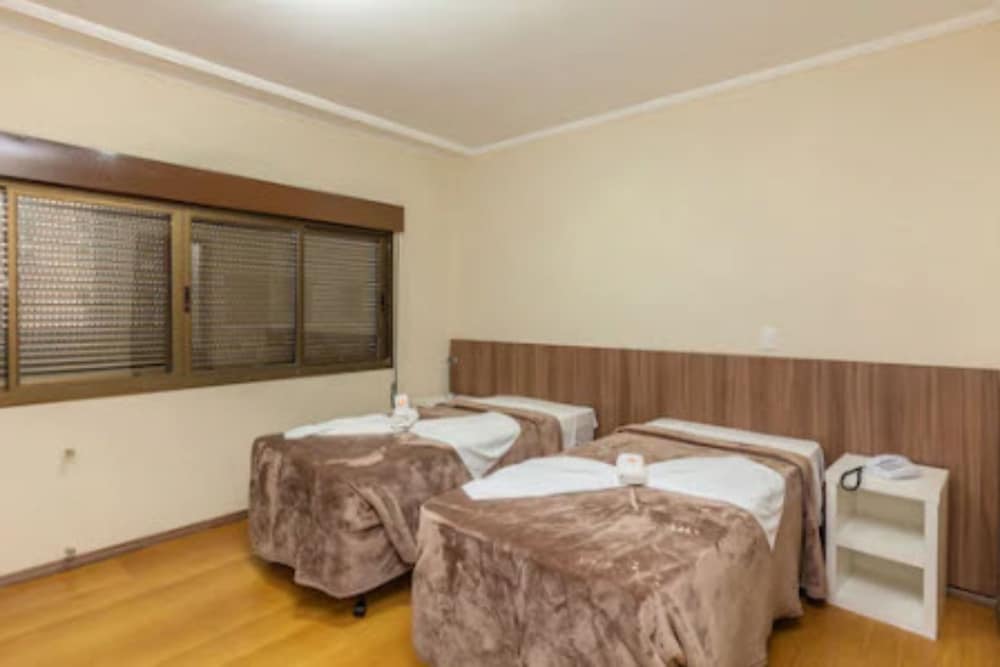 Hotel Letto Caxias 8/23