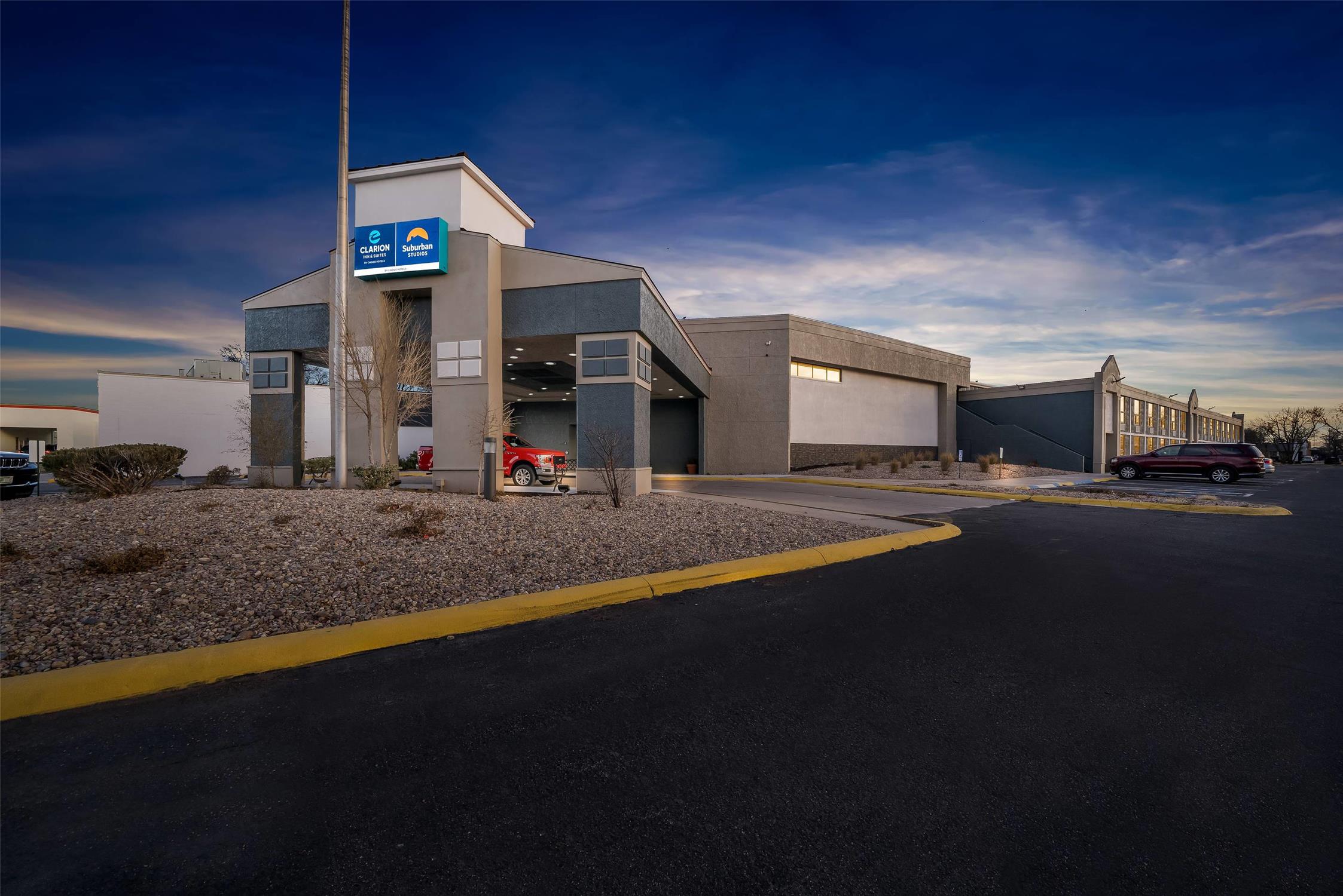 Suburban Studios Kearney, NE 48/49
