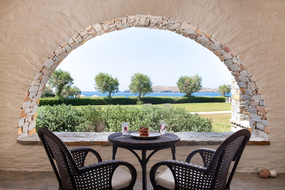 Porto Kea Suites 61/70