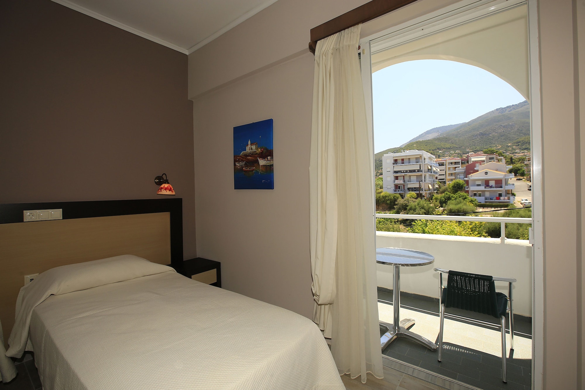 Room, Triple, City View, Kyparissia Beach 3/5