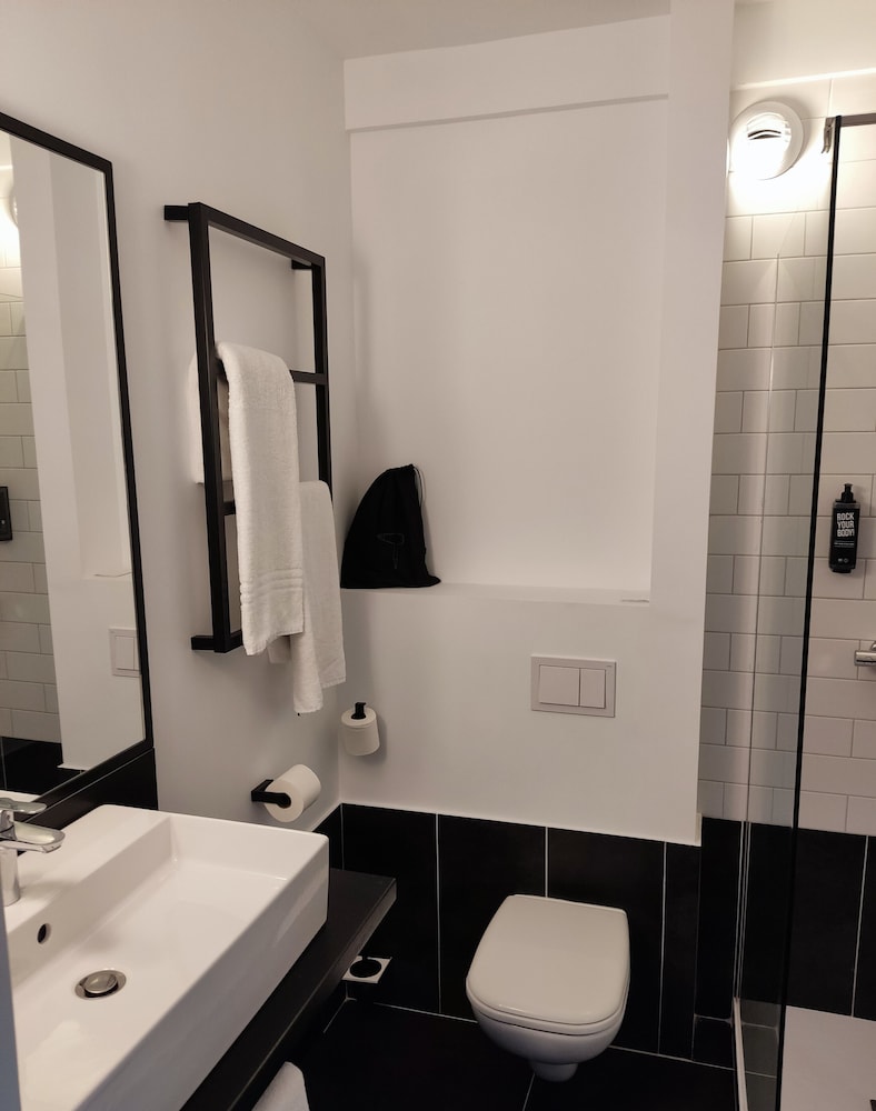Ibis Brive Centre 10/65