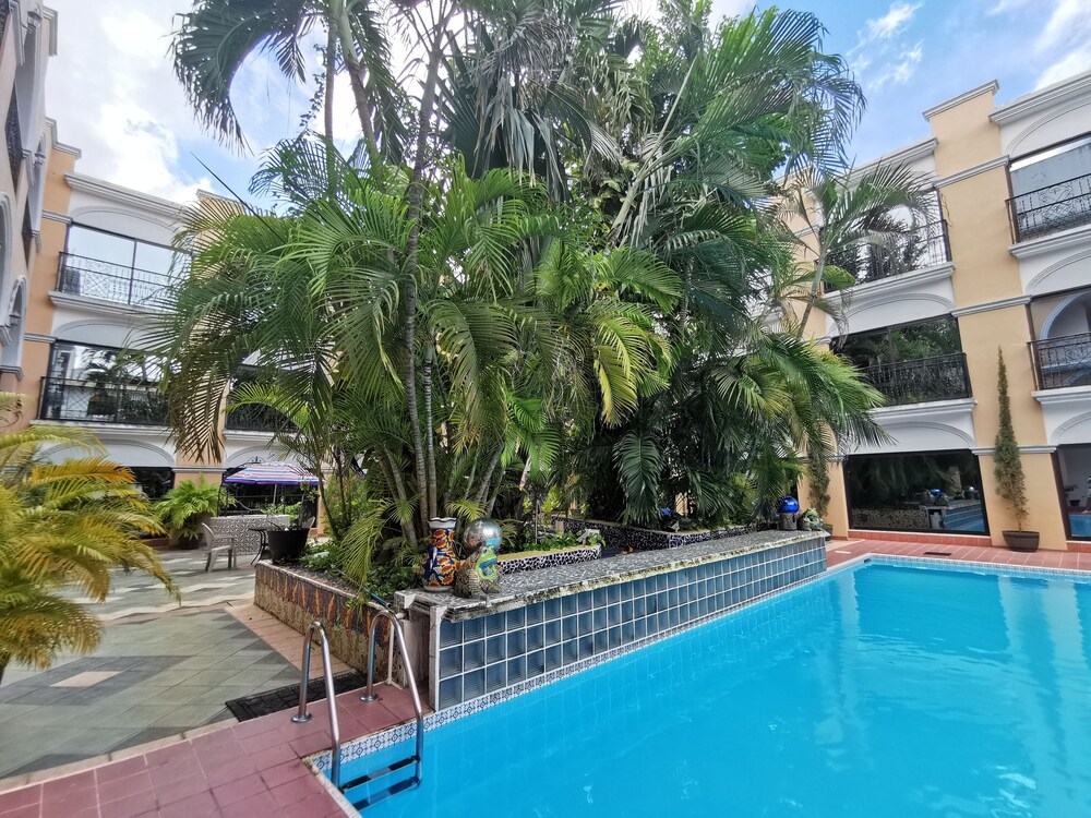 Doralba Inn Merida Ex Dolores Alba Merida 60/67