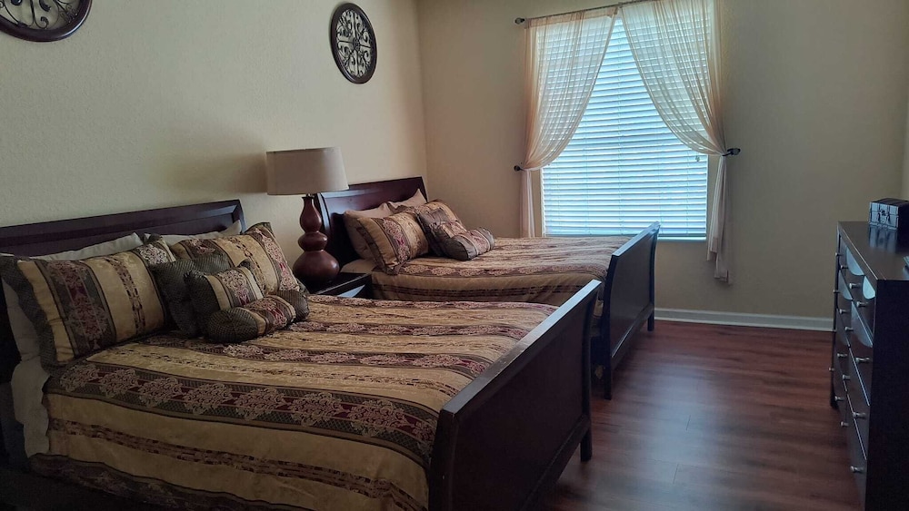 Orlando Vista Cay Executive 3BR Villa 23/75