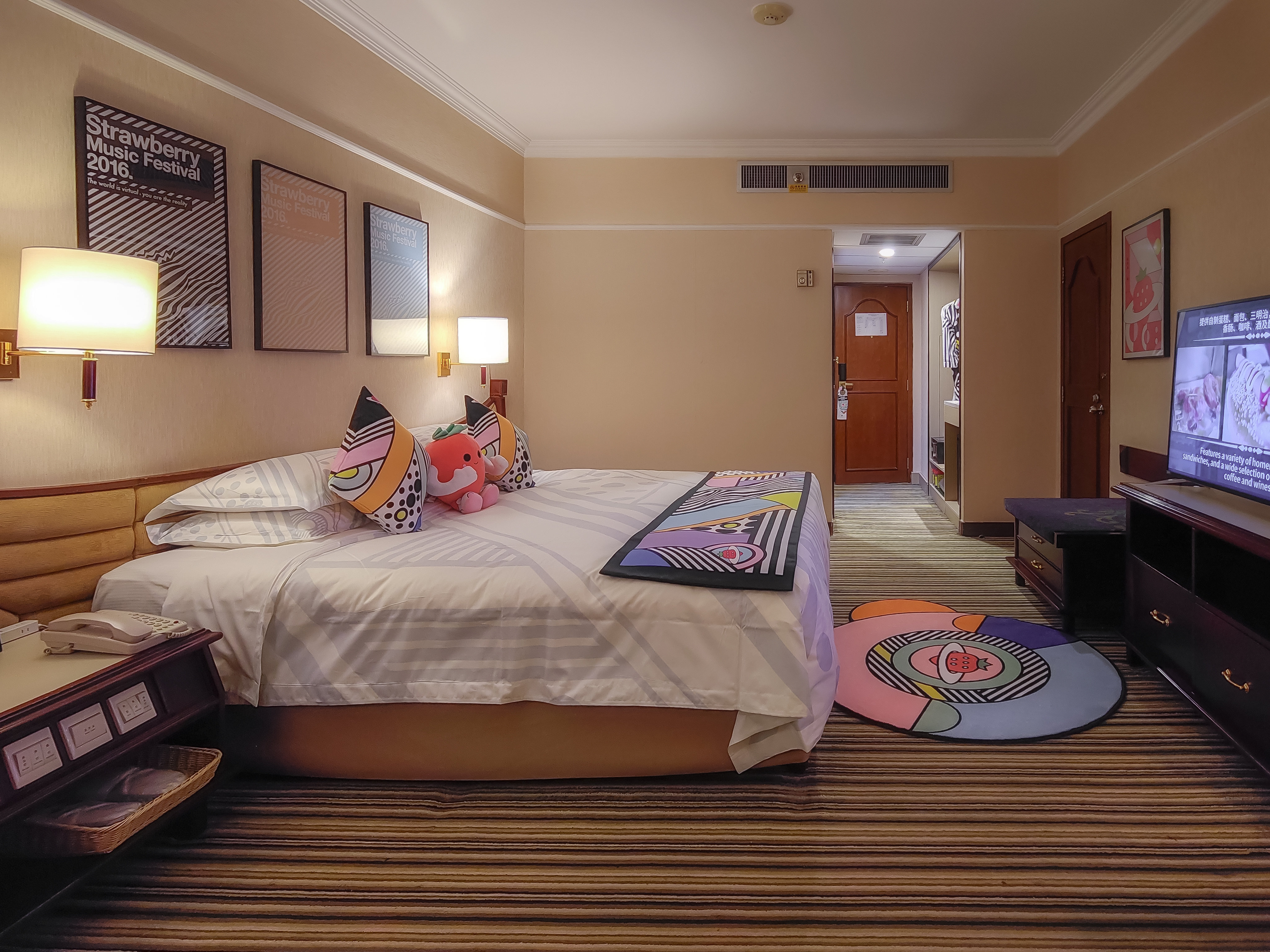 Kids Theme, Standard, King Bed, Garden View