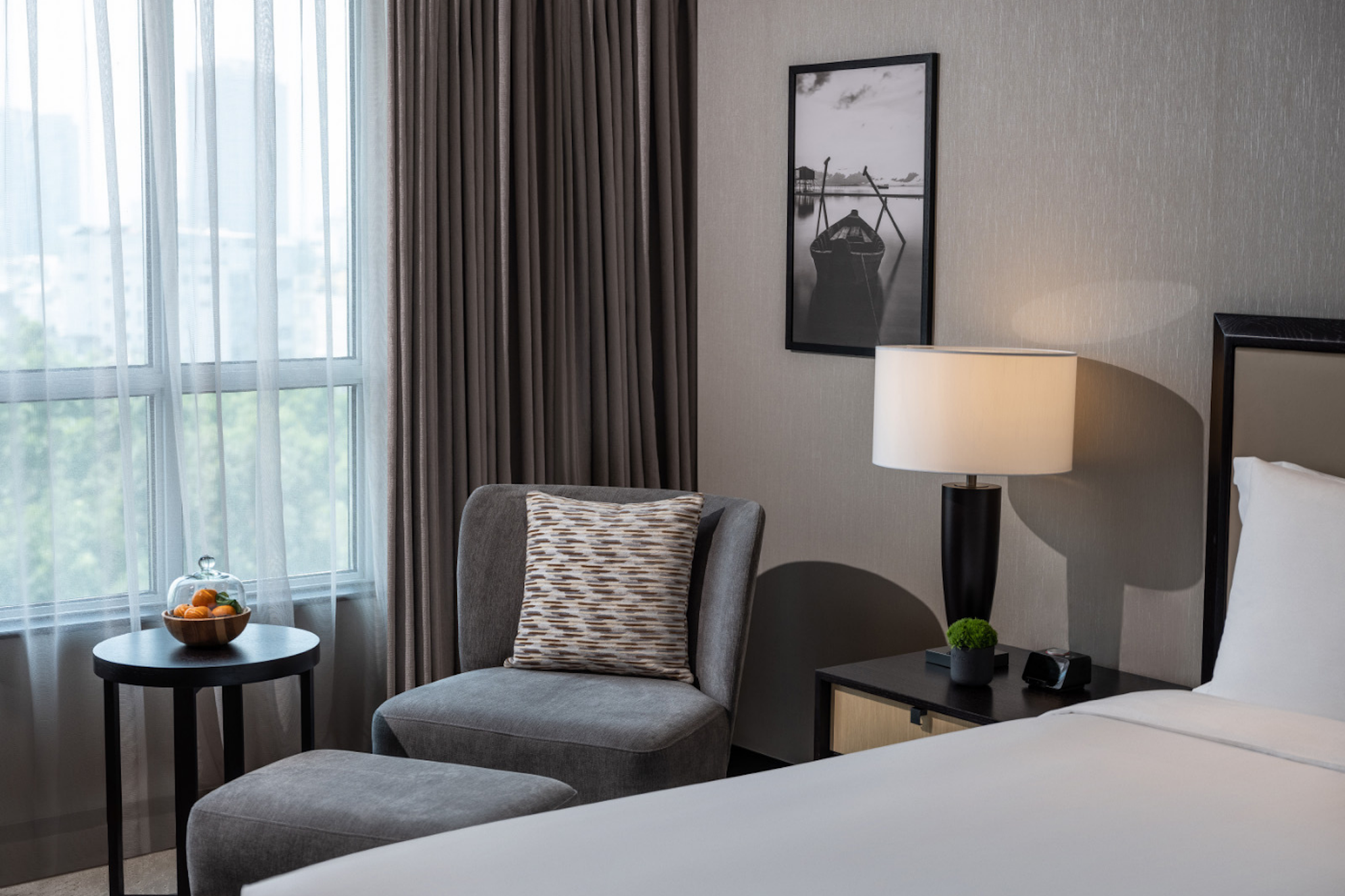 New World Saigon Hotel 75/77
