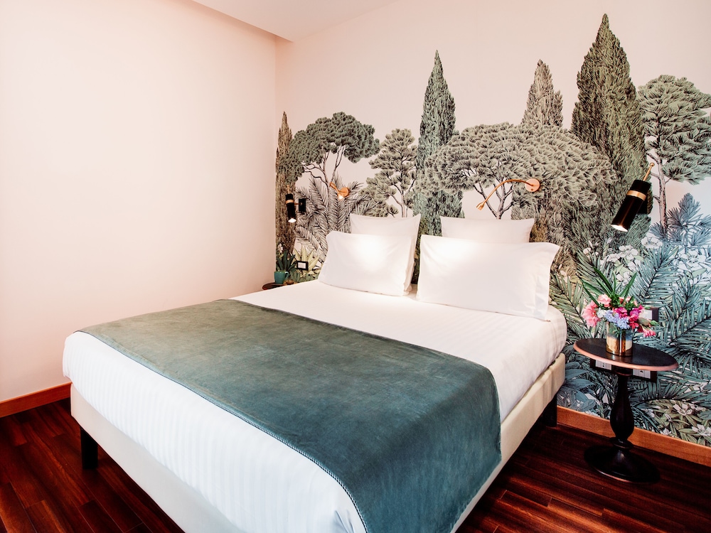 Hotel Mercure Roma Corso Trieste 13/78
