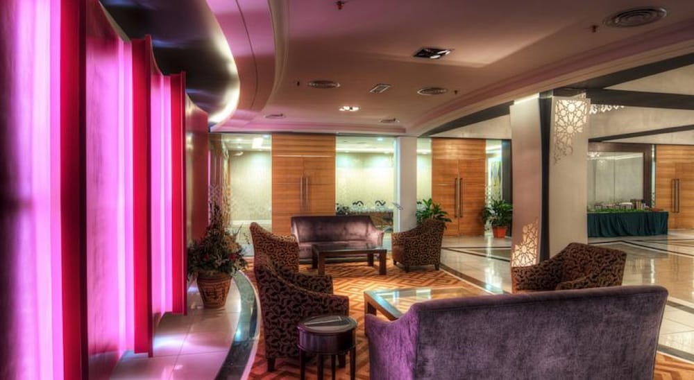 Raia Hotel Kota Kinabalu 32/45