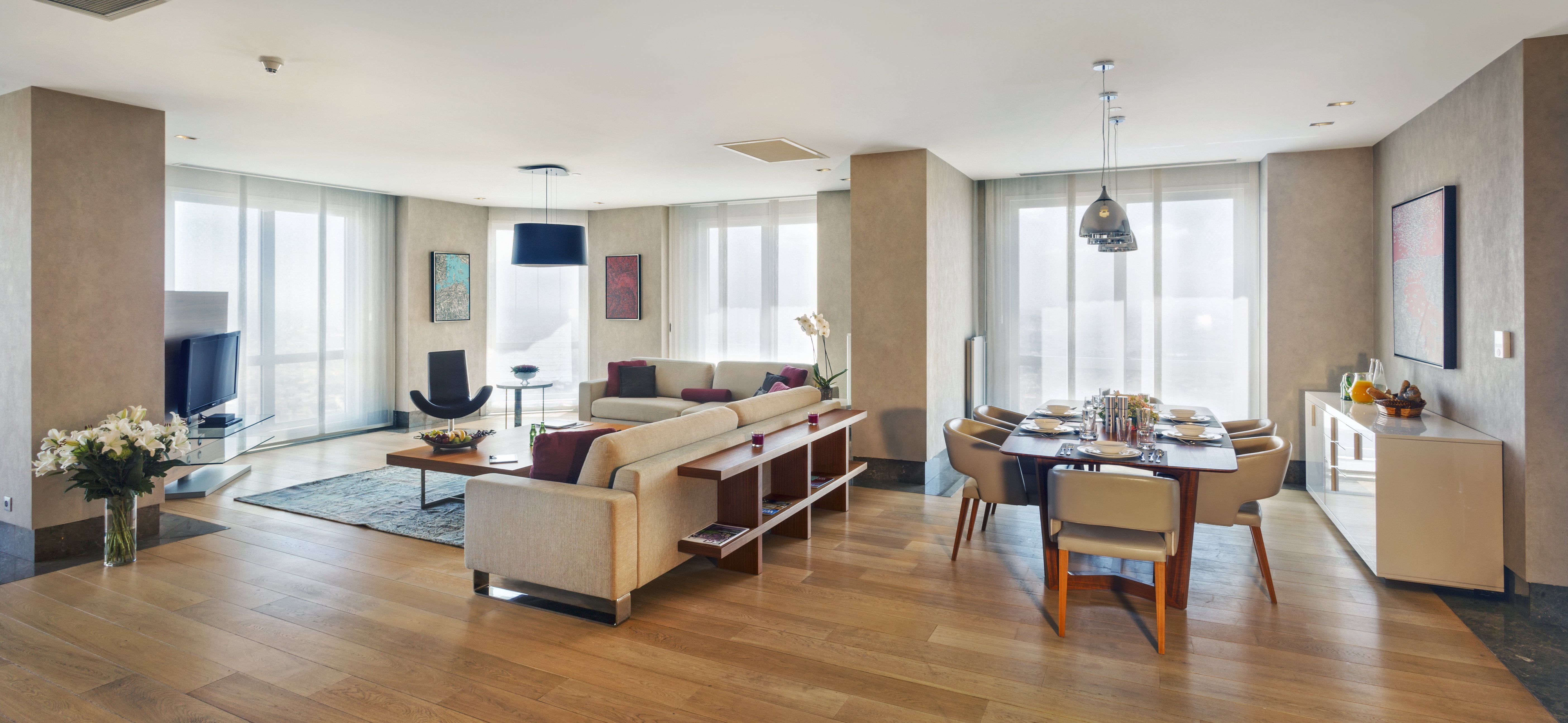 Anthill Suites 33/56