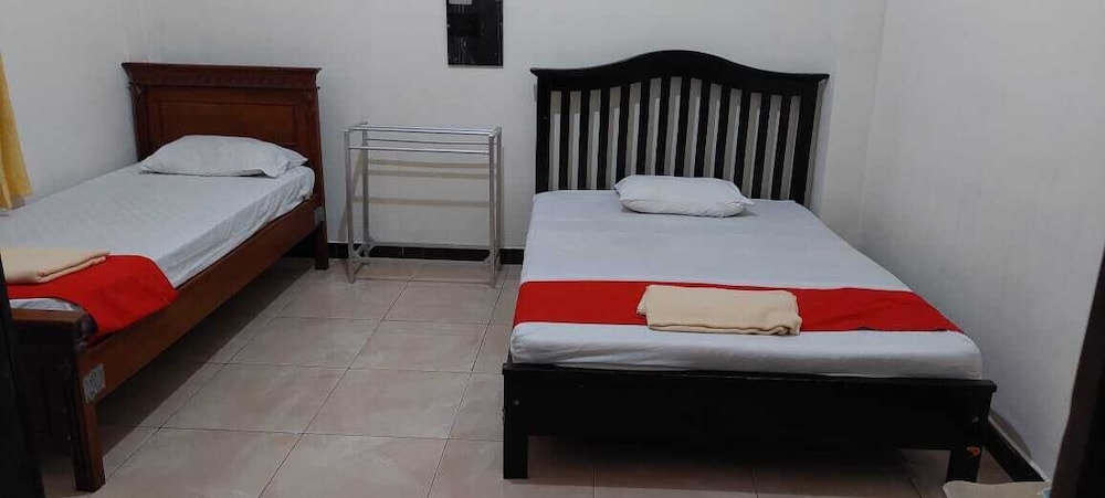 Kartika Homestay Syariah 6/17