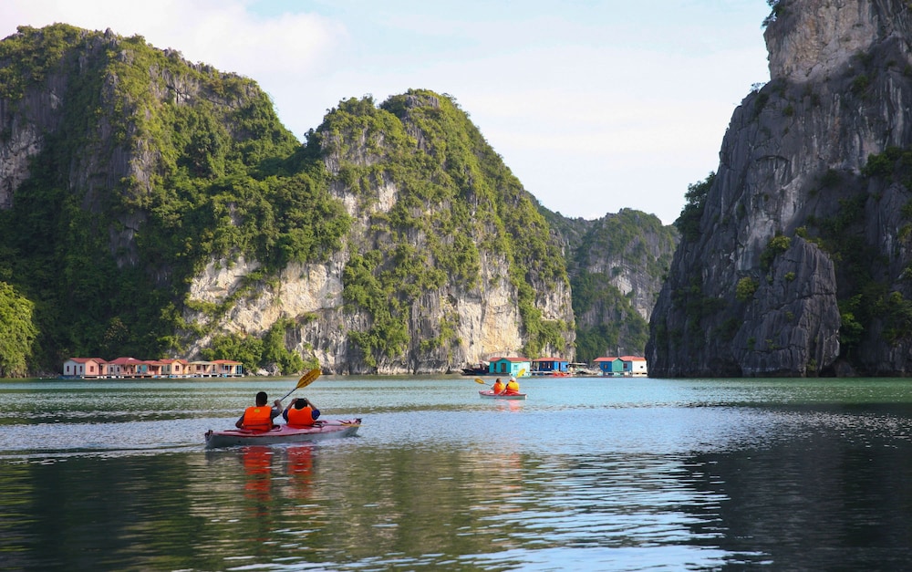 Halong Royal Palace Cruise 55/62