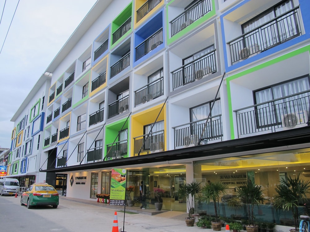 Suvarnabhumi Oriental Resort 7/64