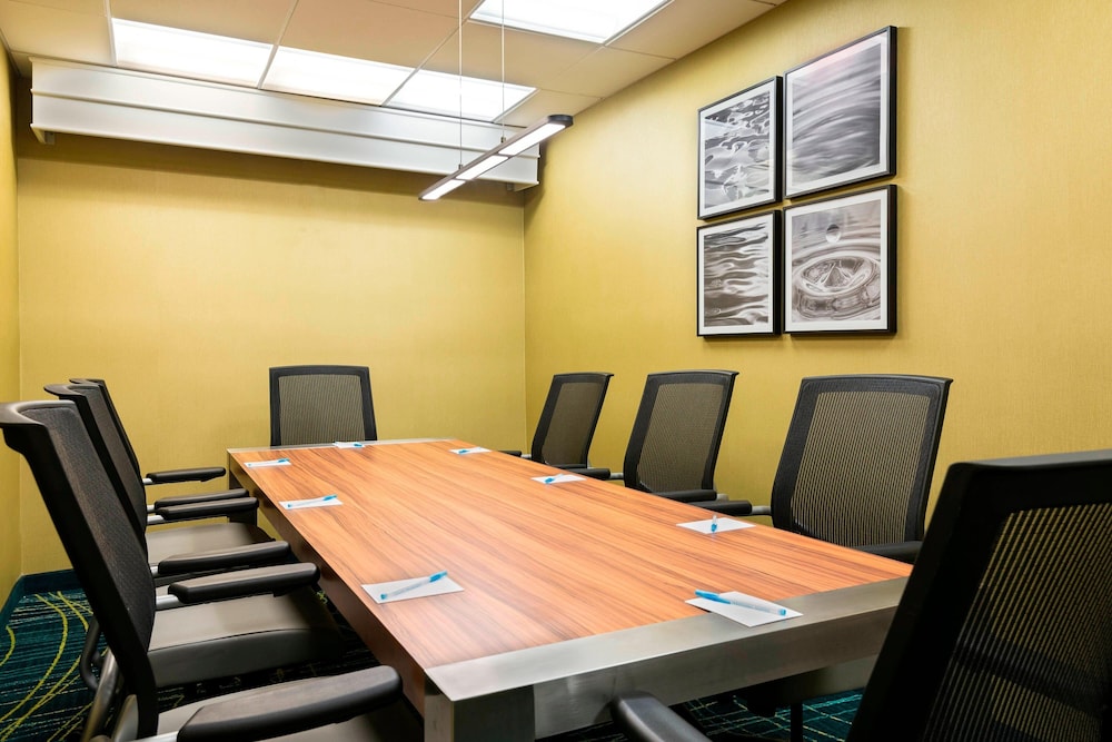 SpringHill Suites Fort Myers Airport 31/41