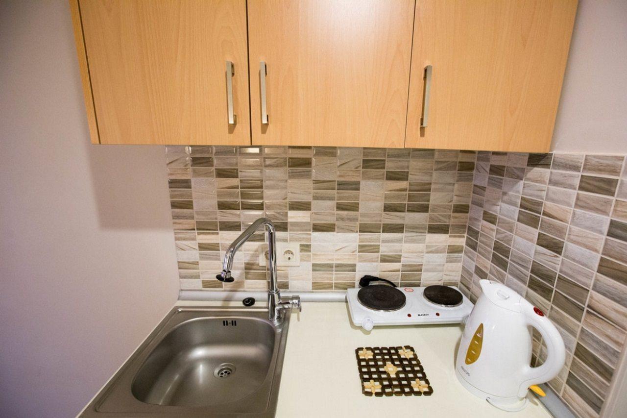Kentia Apartments 12/17