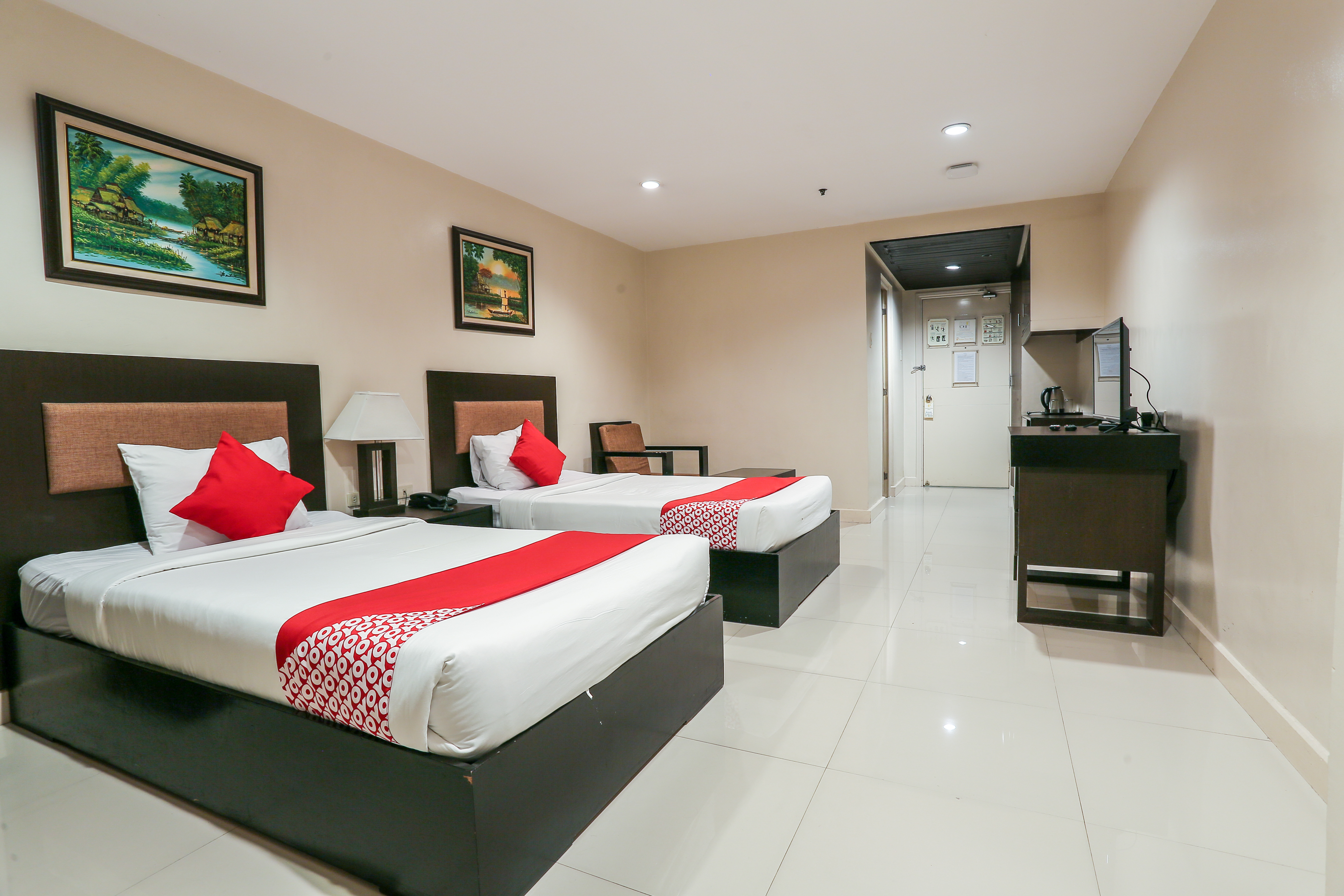 Paragon Tower Hotel 37/50