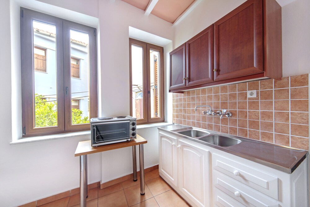 Kasteli Studios &amp; Apartments 50/50