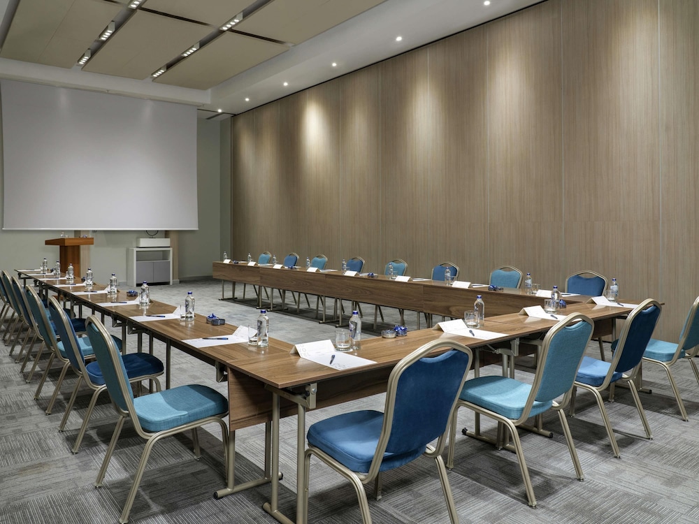 Novotel Istanbul Bosphorus Hotel 64/71