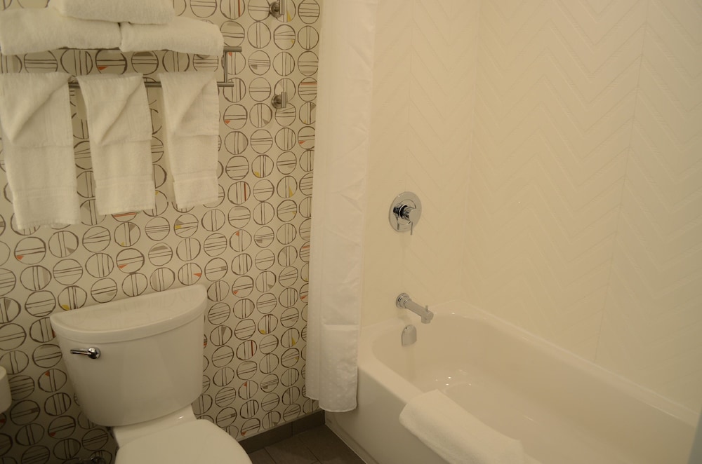 Holiday Inn Edmonton S Ellerslie Rd 48/48