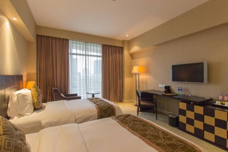 Hiyet Oriental Hotel Zhongshan 6/47