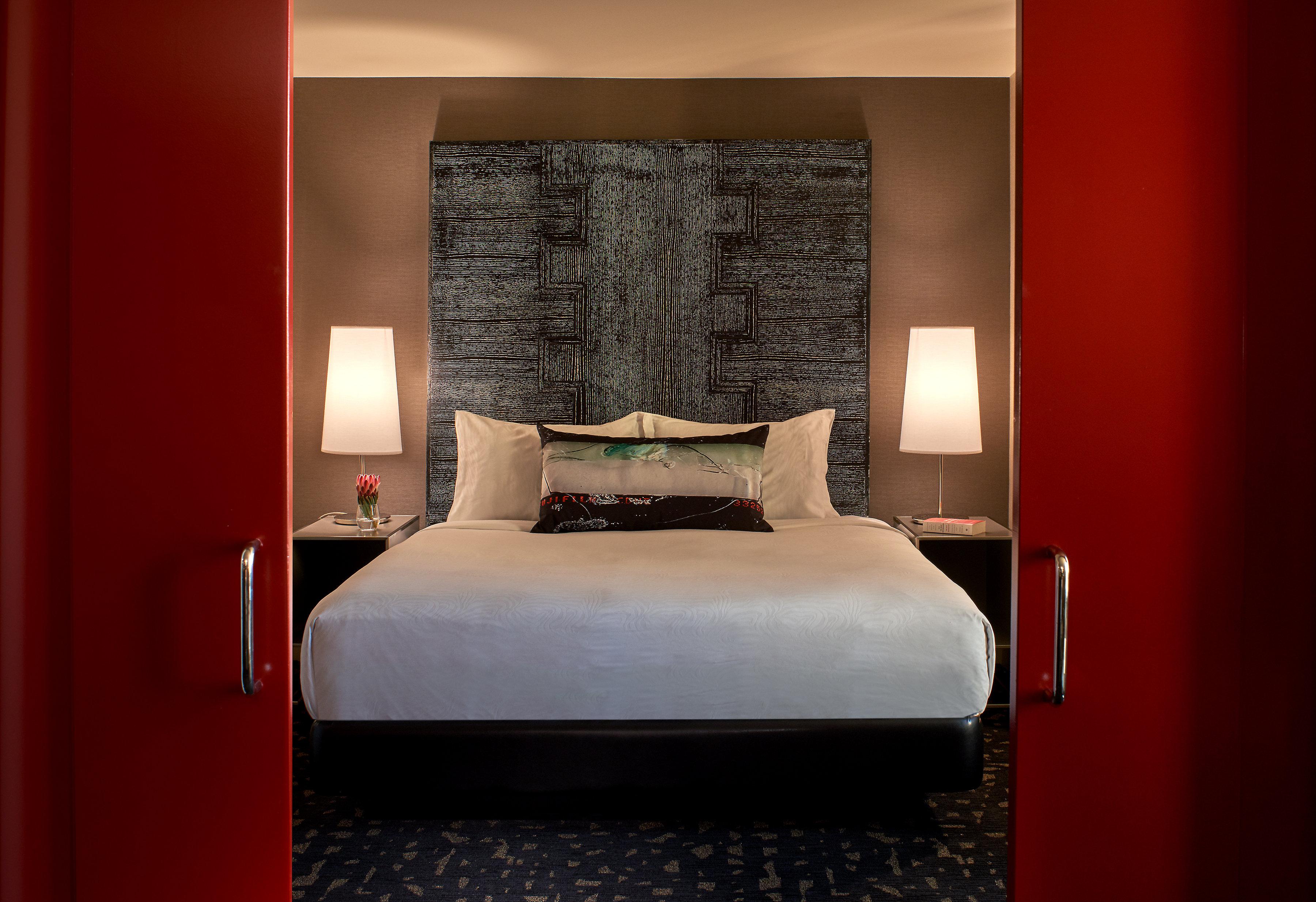 1 Bedroom, Suite, Skyline View, Living Area