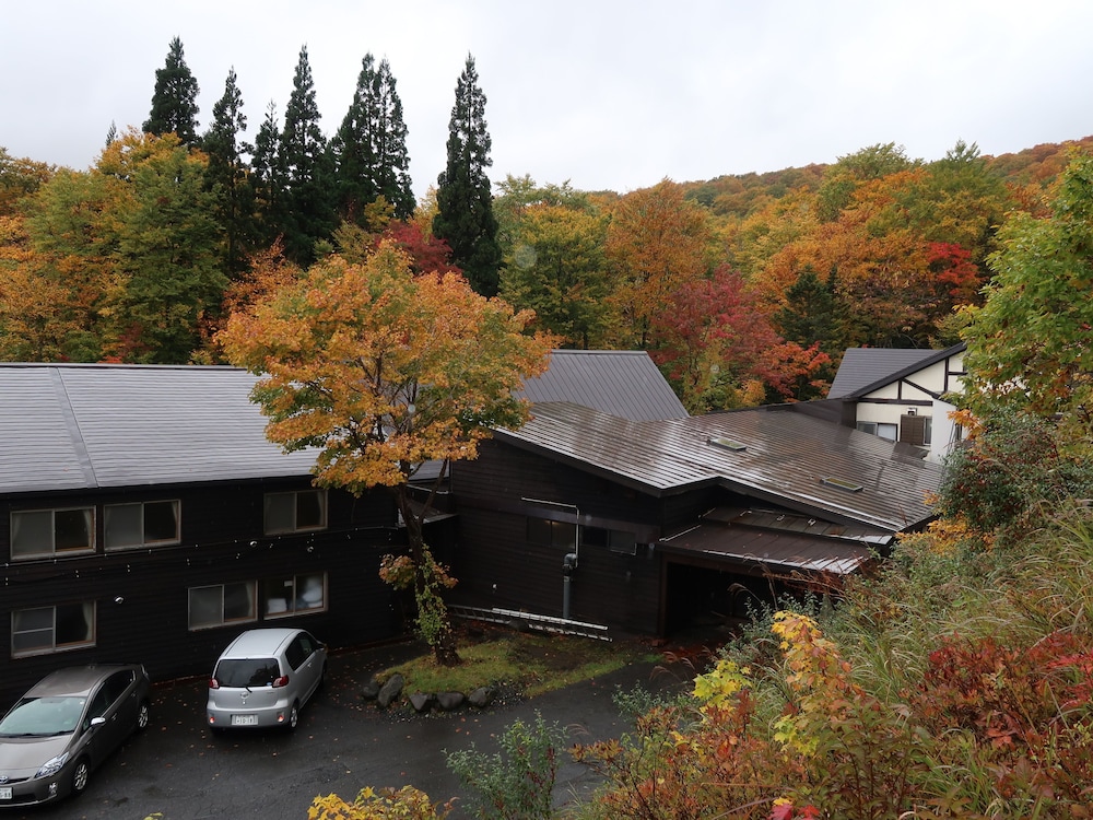 YACHI ONSEN 42/50